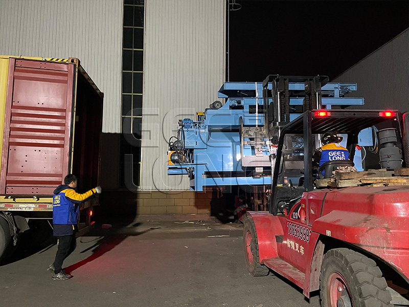 GEELONG exportou linha de máquina descascadora de folheado de 8 pés totalmente automática