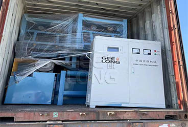 Geelong Spindleless Peeling Machine é exportado