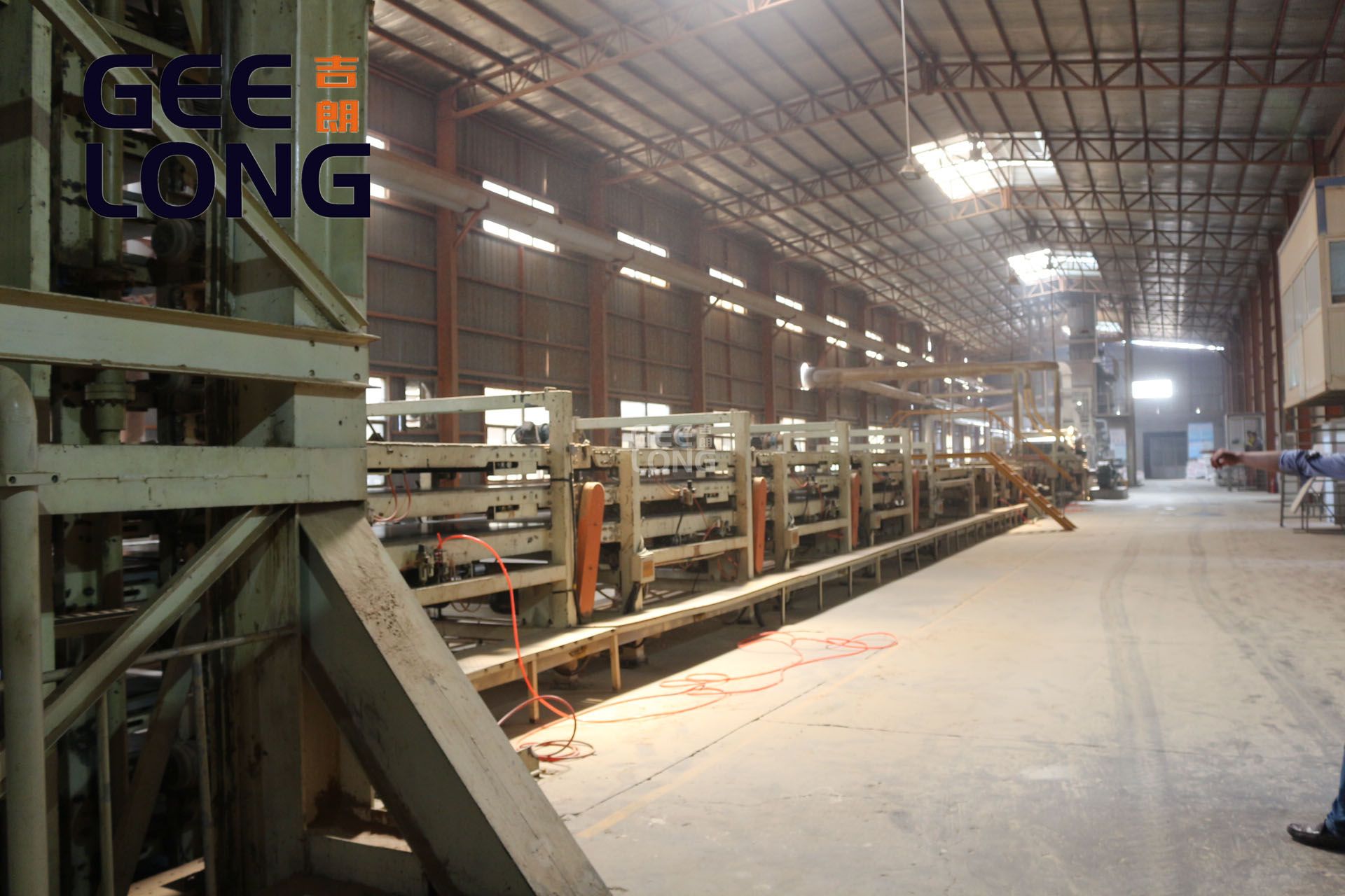 Linha de produção de MDF